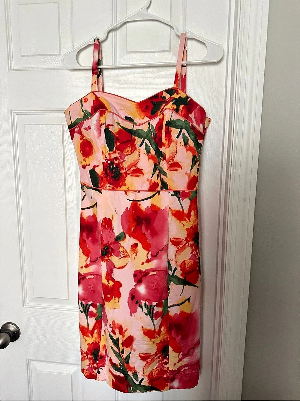Kristin Davis Pink Watercolor Floral Sweetheart Sheath Dress Size 8